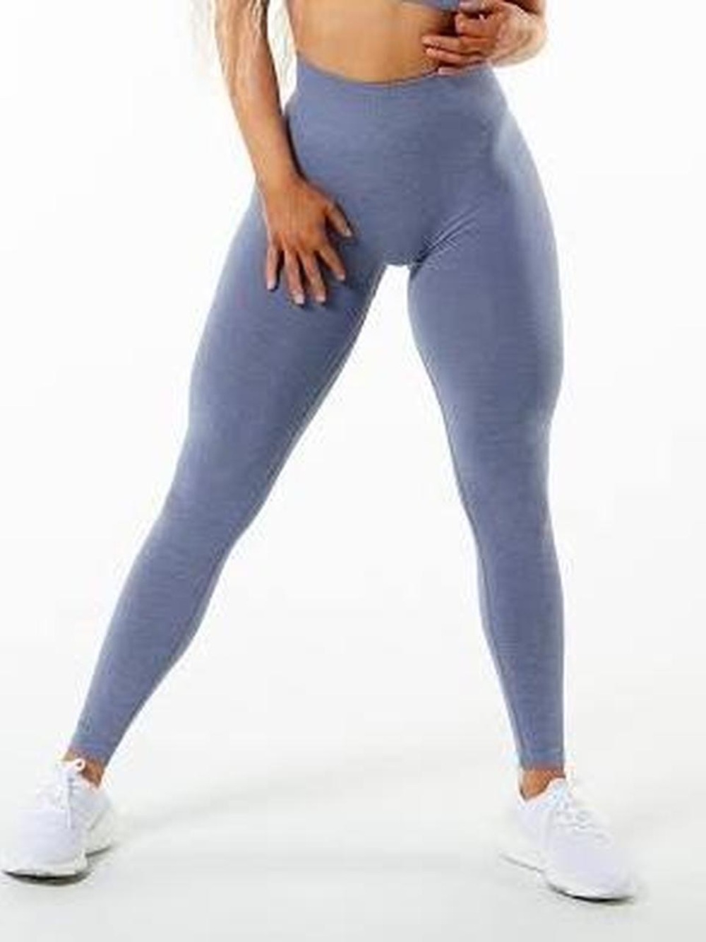 Alphalete High-Waisted Seamless Leggings - Light Blue